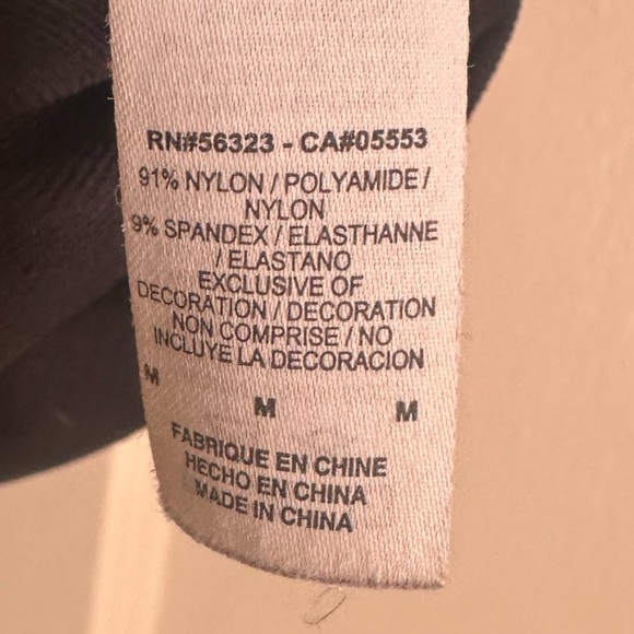 Nike crop top - Picture 6 of 7